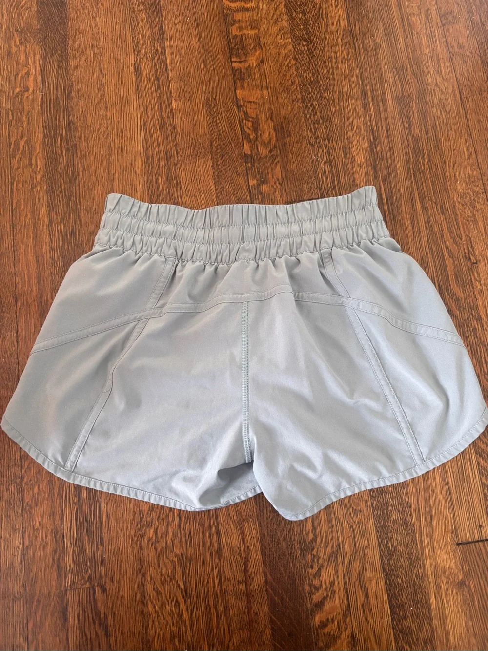 lululemon athletica light gray/blue running shorts size 6